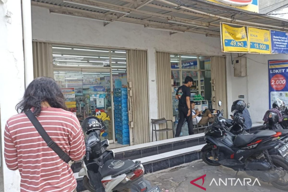 Polisi buru perampok bersenjata api di minimarket di Jatinegara