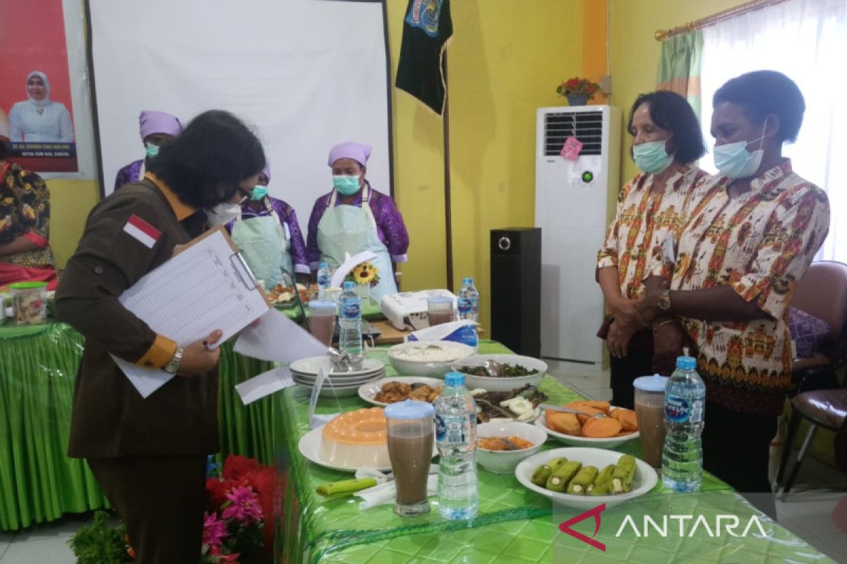 Pemkab Sorong edukasi kaum wanita ciptakan pangan bergizi