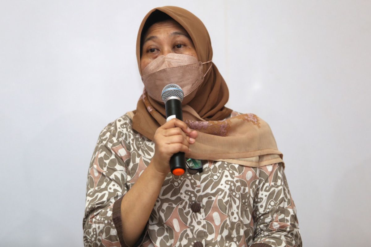 Pemkot Surabaya mulai pengawasan KTR pekan keempat Juni
