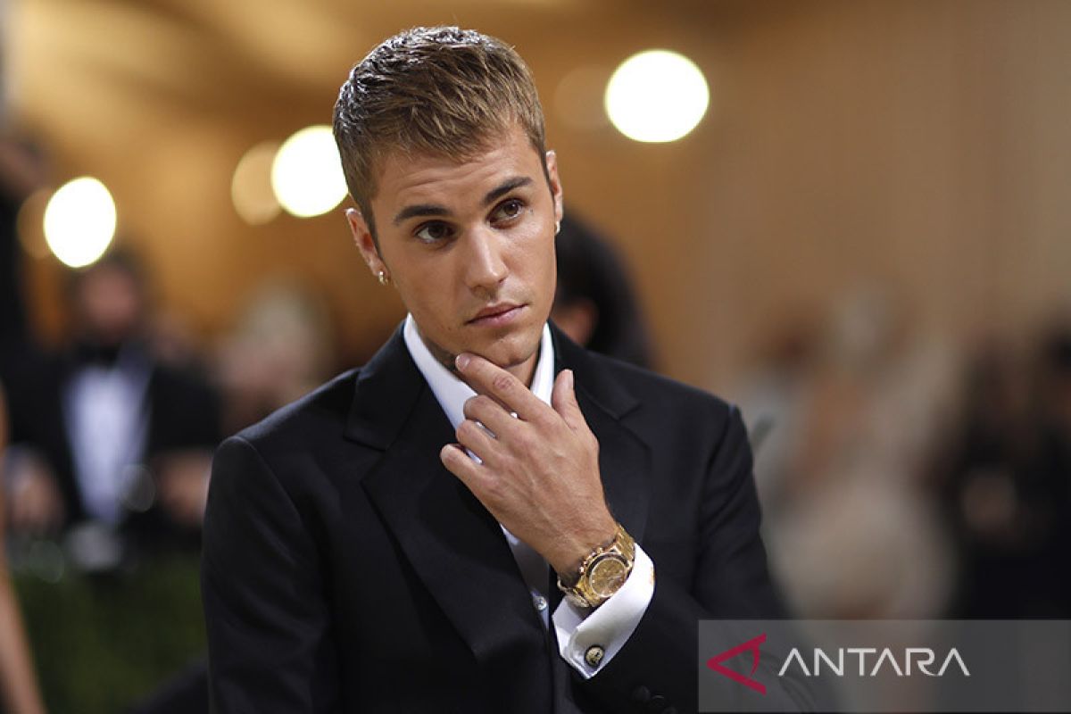 Ahli bedah : Justin Bieber tunjukan tanda-tanda pemulihan awal