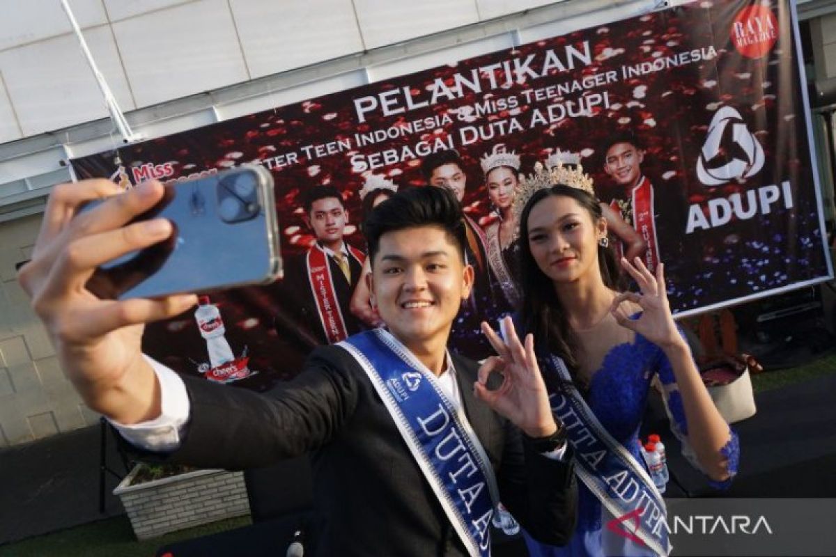 Mister Teen dan Miss Teenager Indonesia dilantik sebagai duta ADUPI