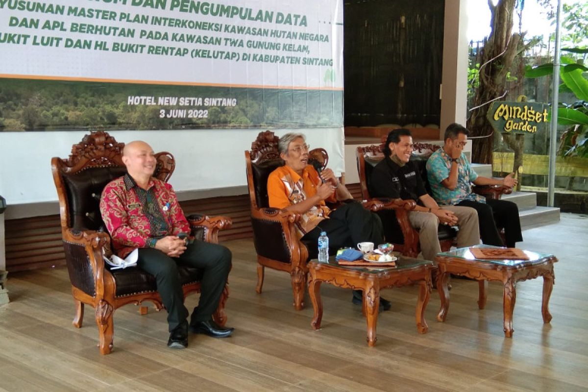 Symposium penyusunan Master Plan Interkoneksi Kawasan Hutan Negara - Kawasan KLUTAP