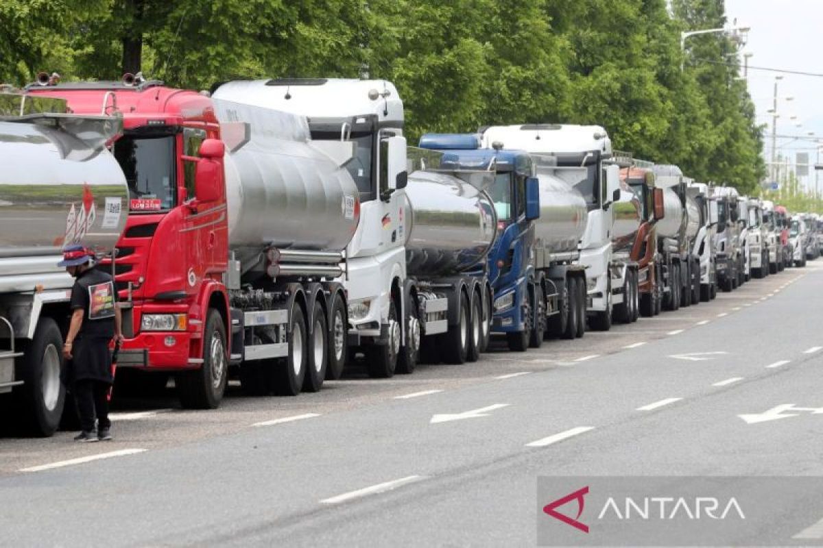 Aksi mogok sopir truk di Korsel berlanjut, negosiasi buntu