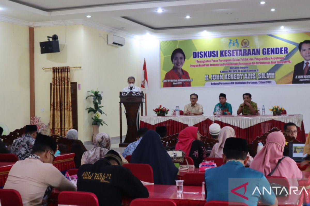 Ministry urges women to get involved in politics