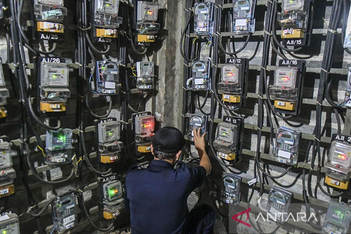 Pemerintah naikkan tarif listrik di atas 3.500 VA per 1 Juli 2022