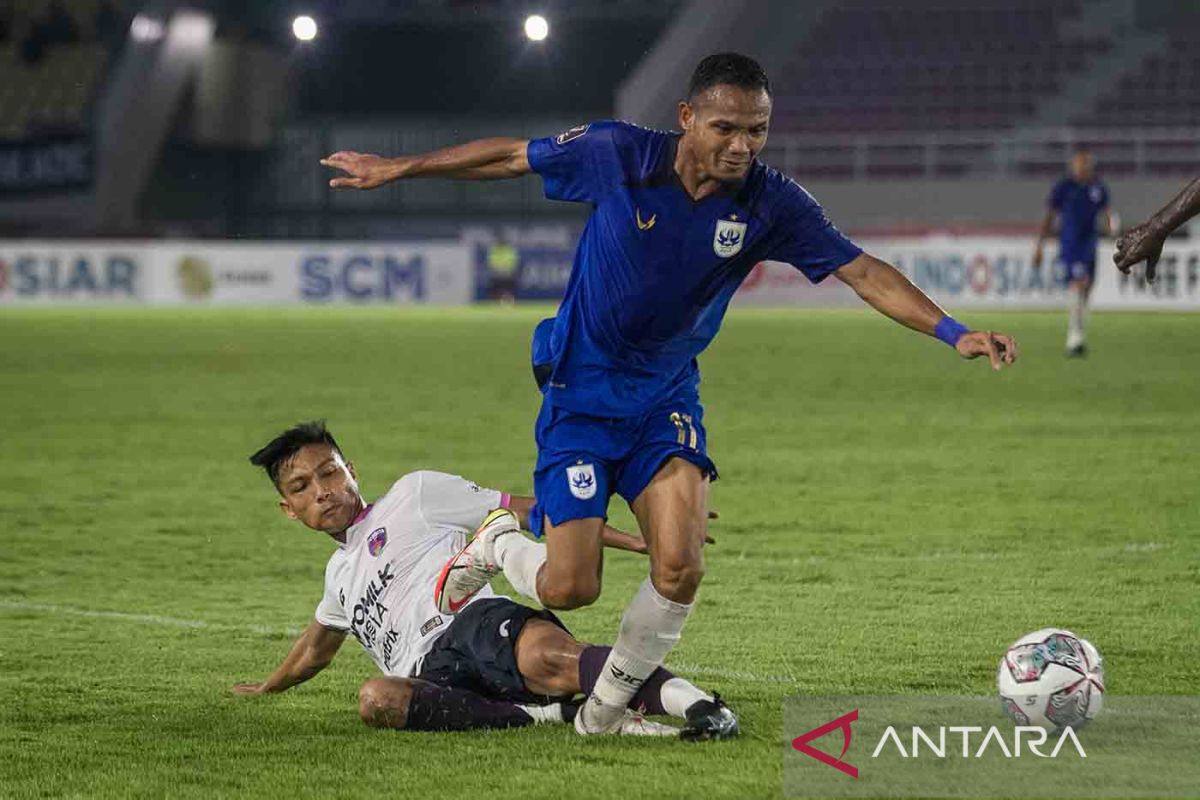 PSIS Semarang resmi melepas pemain sayap Oktafianus Fernando