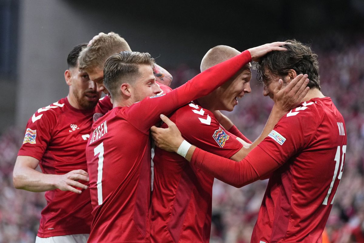 Denmark menang atas Austria 2-0 dan pimpin klasemen