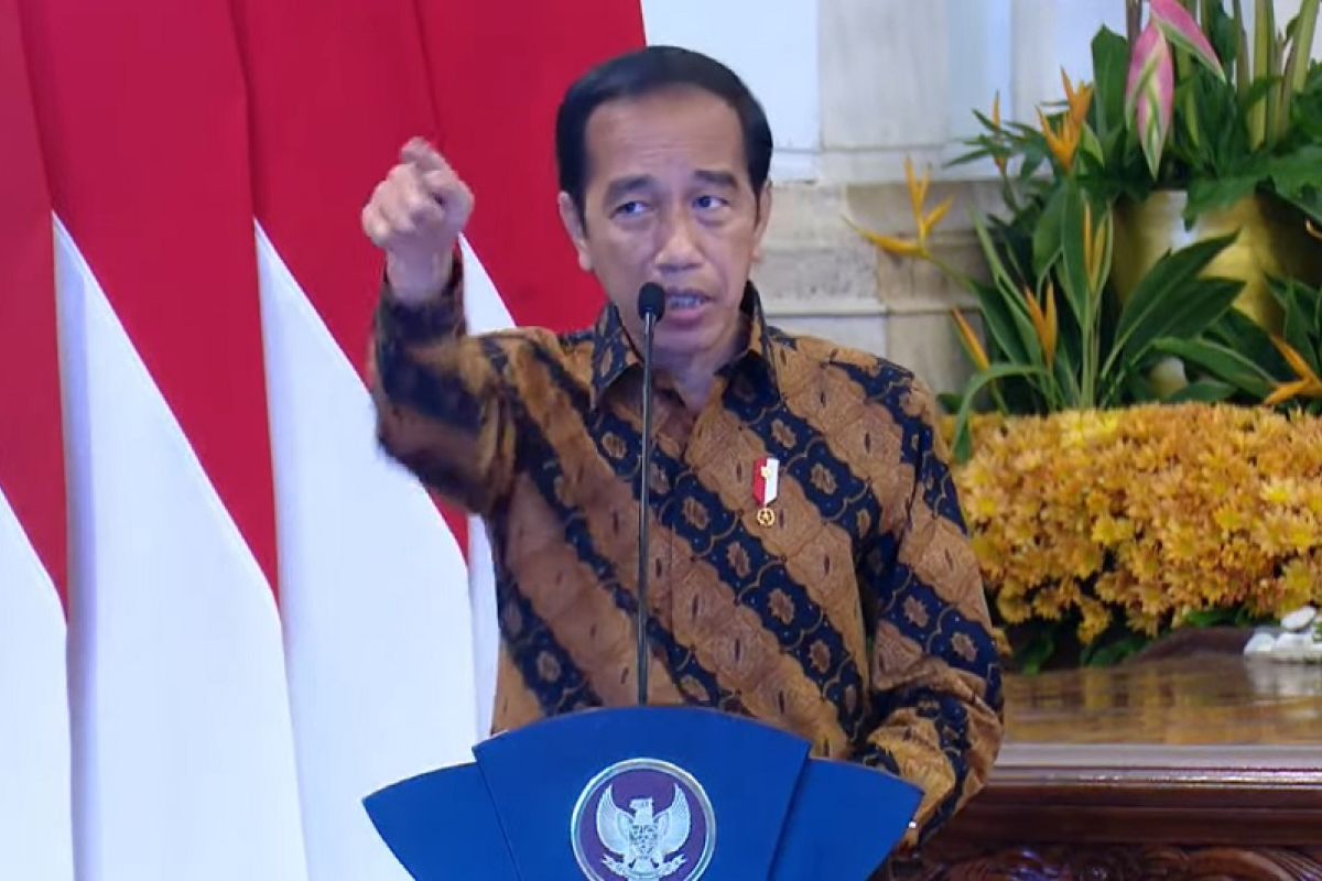 Jokowi masih jengkel oleh sebuah BUMN terkait pembelian pipa dari luar negeri