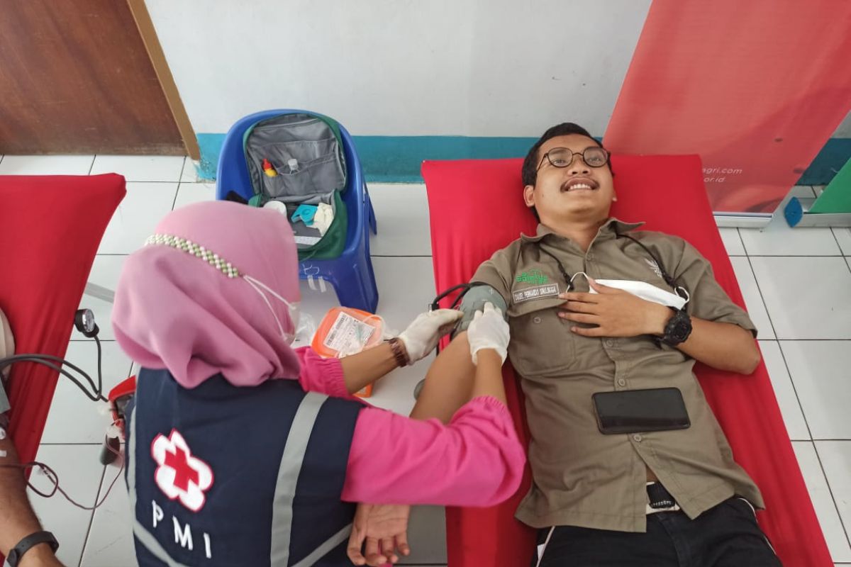 Hari Donor Darah Sedunia, karyawan Asian Agri gelar aksi kemanusiaan