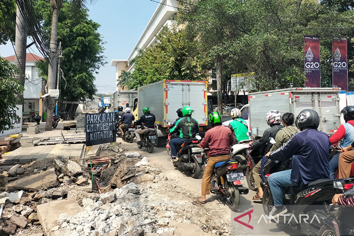 Kota Tua direvitalisasi untuk kurangi PKL dan parkir liar