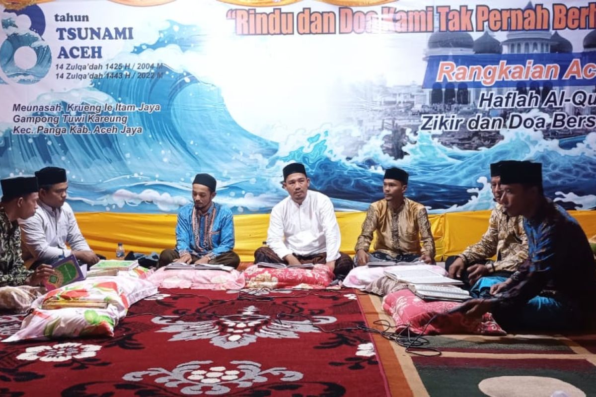 Kenang peringatan gempa dan Tsunami Aceh, Warga Aceh Jaya zikir dan doa bersama