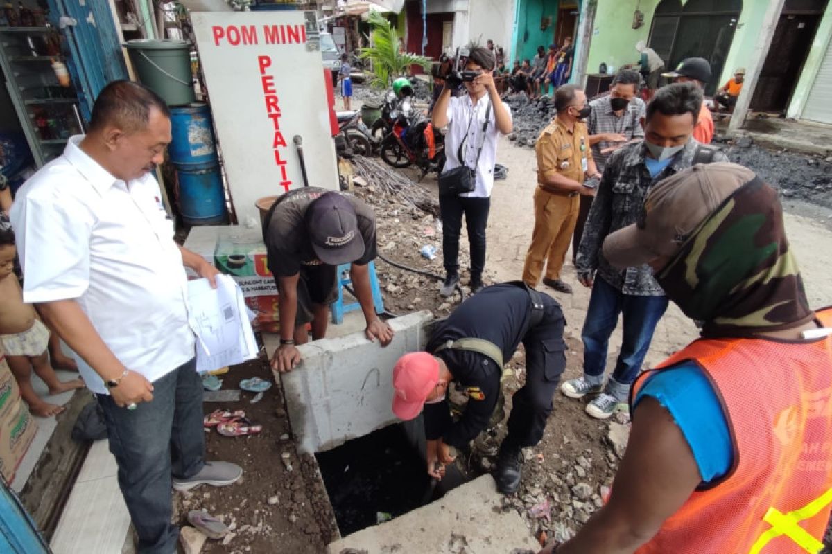 Wawali Armuji minta warga Surabaya ikut awasi pengerjaan box culvert