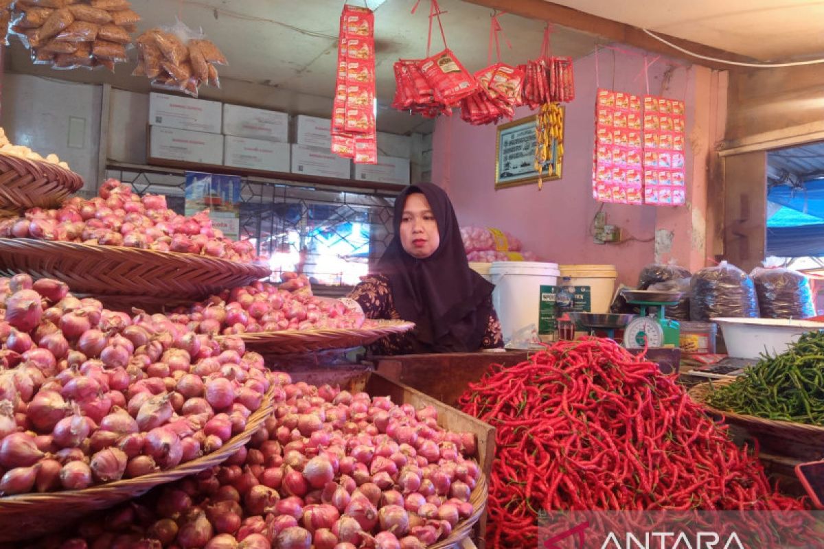 Harga cabai merah naik capai Rp95 ribu per kilogram di Pasar Raya Solok