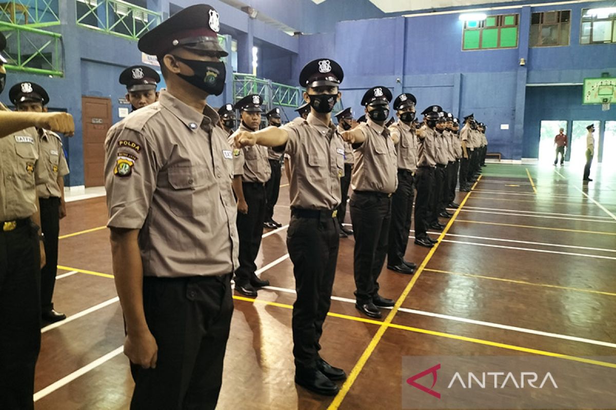 Pemkot Jakarta Barat latih 70 warga jadi satpam