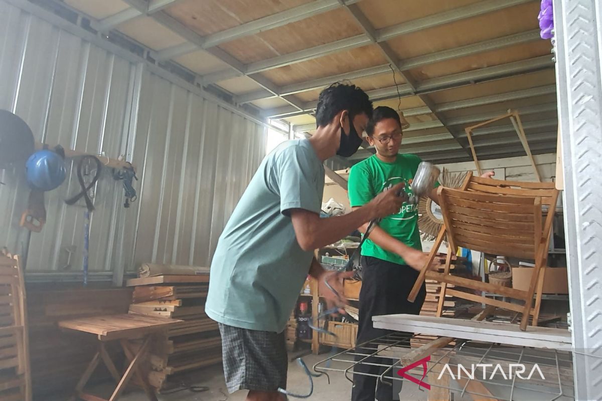 Cara Uwitan Jogja buat kriya furnitur lokal jadi primadona