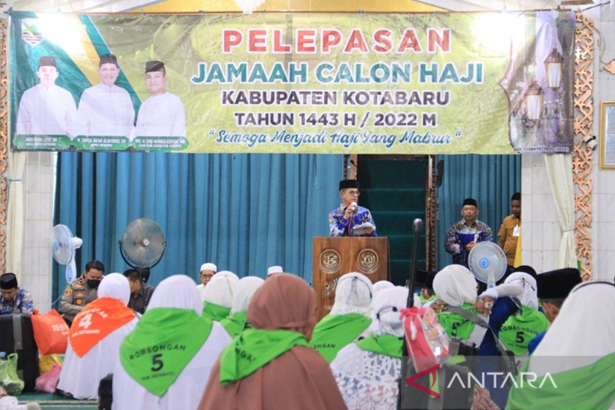 Bupati Kotabaru lepas 92 jamaah calon haji