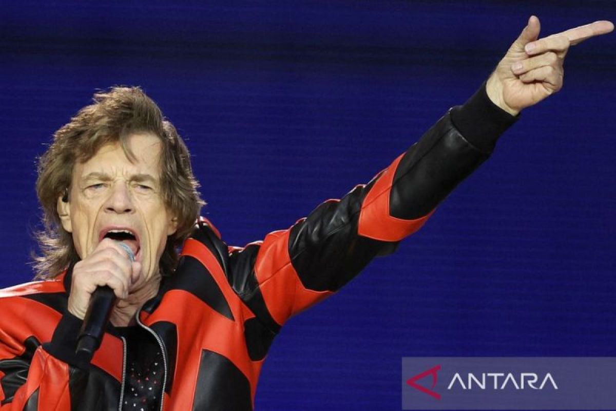 Kabar COVID-19 dunia: klaster bar di Beijing hingga Mick Jagger