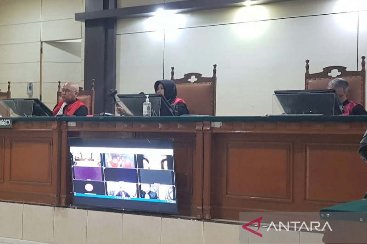Anggota komplotan pembobol tujuh BRI di Semarang dituntut 3,5 tahun