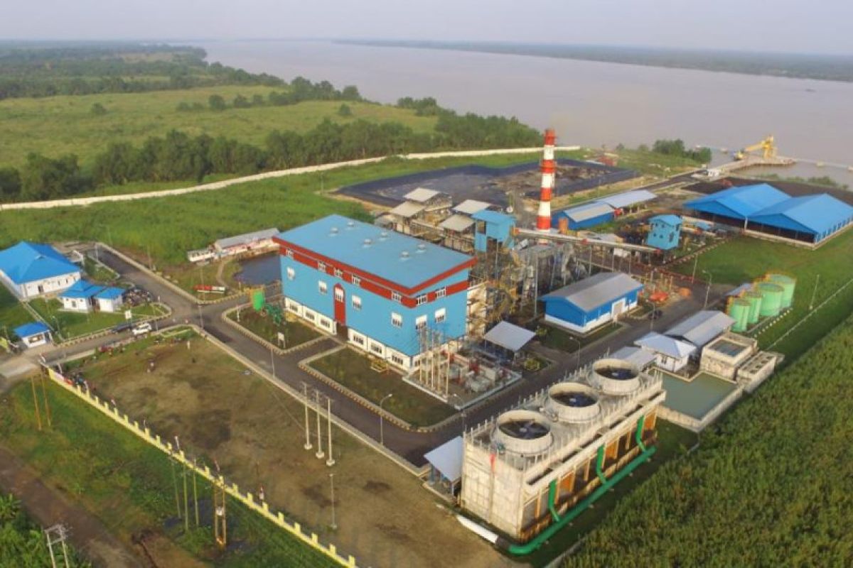 PLN: Uji coba biomassa cangkang pada PLTU capai 100 persen