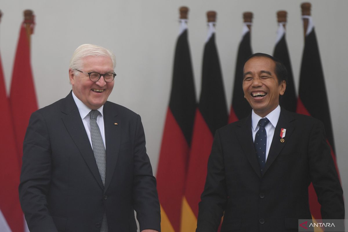 Jokowi invites Germany to invest in electric vehicle industry