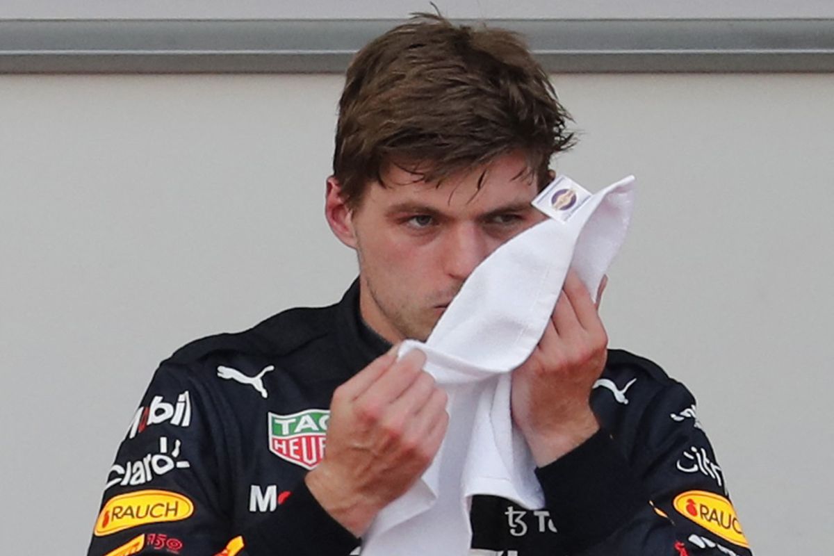 Verstappen kecewa dengan intervensi FIA terkait "porpoising"