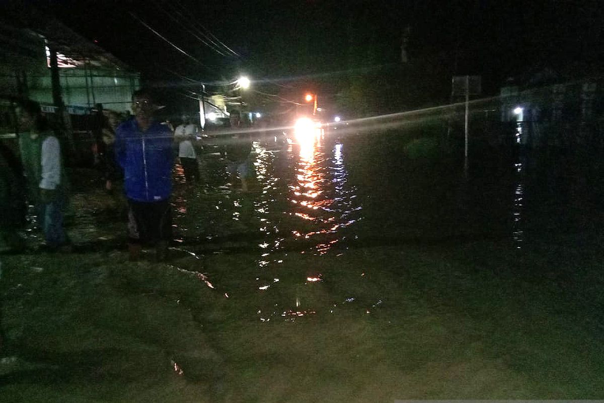 Banjir landa Desa Tambarana Utara  Kabupaten Poso