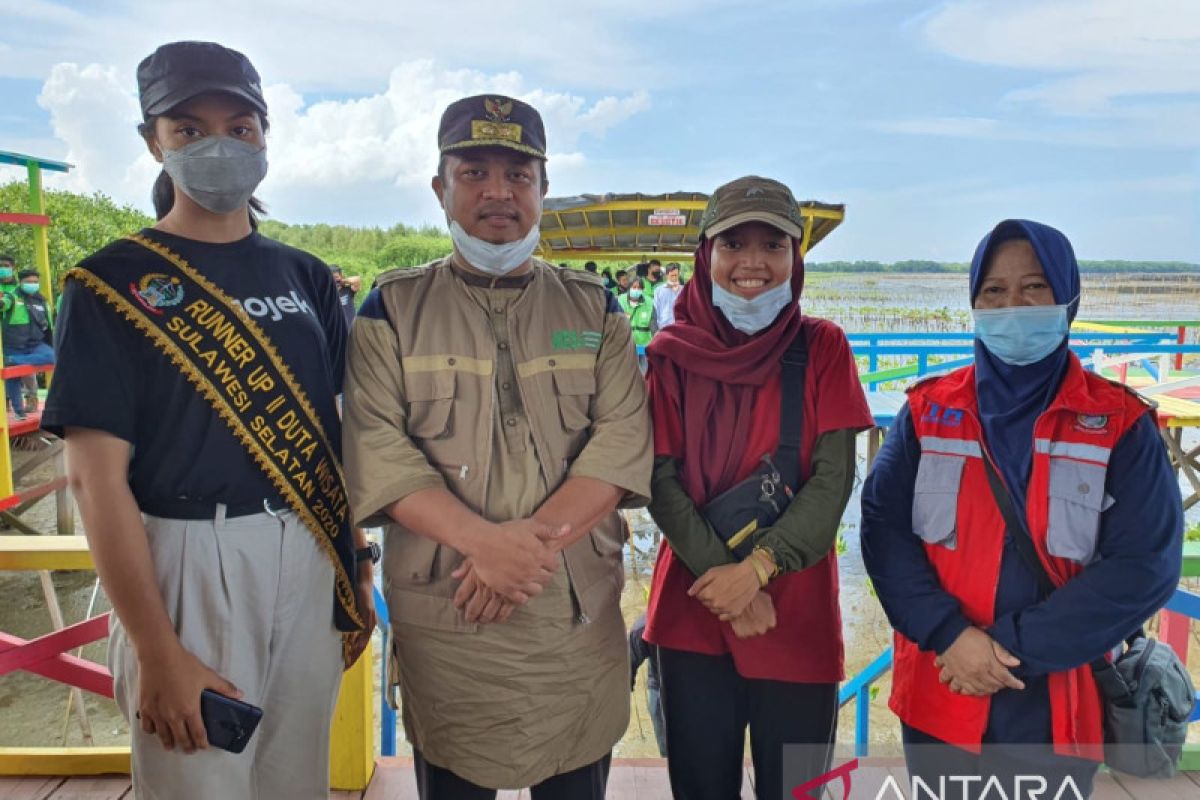 Ade Saskia, penjaga mangrove yang tak ingin mimpi buruk