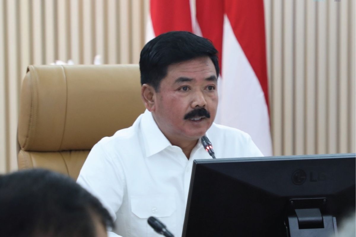 Menteri ATR minta jajarannya tingkatkan penerbitan sertifikat tanah