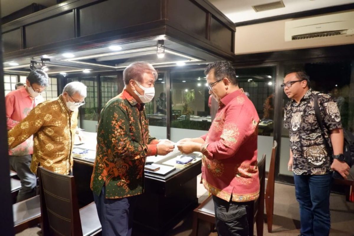 Pj Gubernur Sulbar: Ehime Toyota akan bantu kendaraan damkar dan ambulans