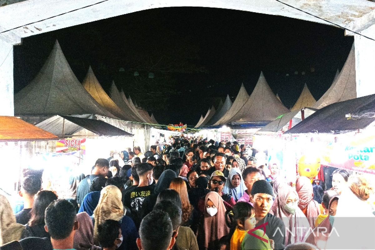 Legislator Kotim minta pemkab perhatikan kenyamanan di lokasi bazar