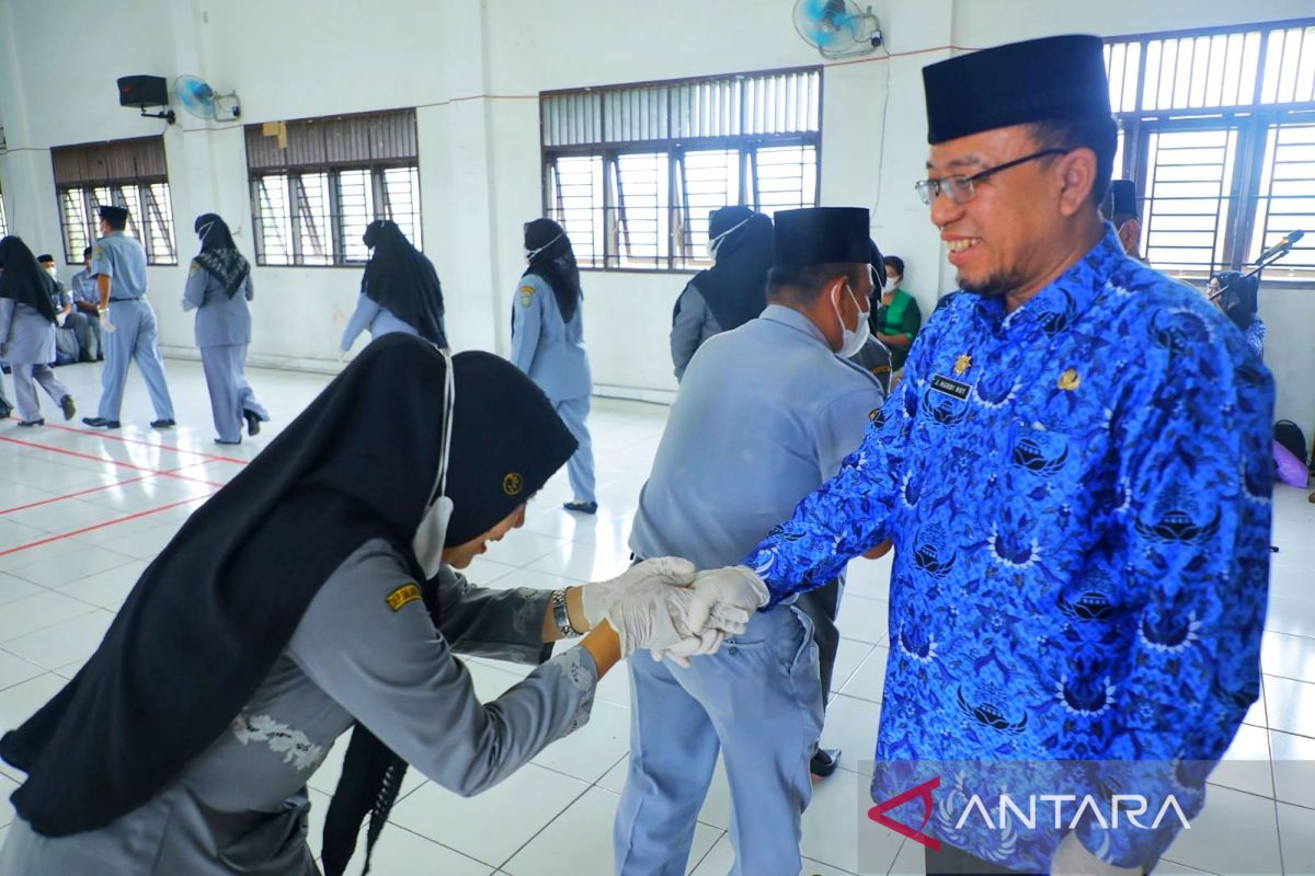 Sekda  Asahan Lantik 192 kepala sekolah