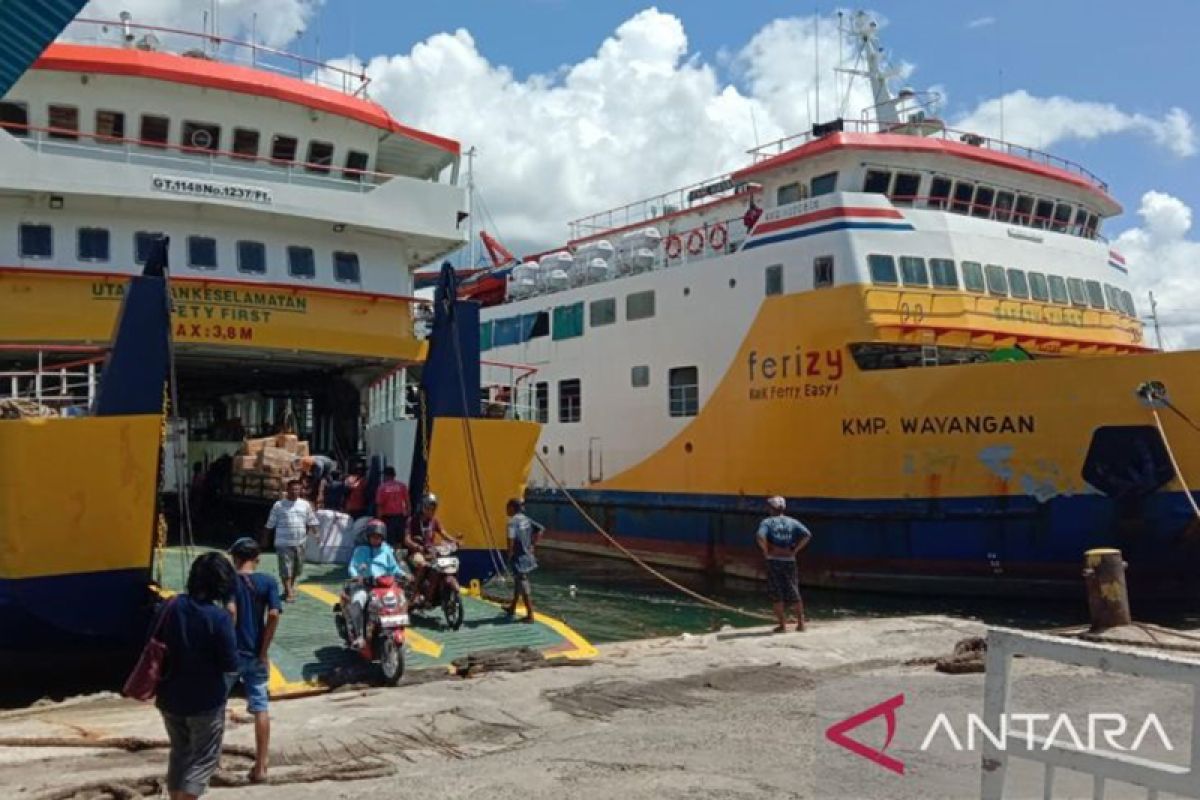 ASDP Ambon antisipasi antrean kendaraan akibat pemeliharaan dua feri