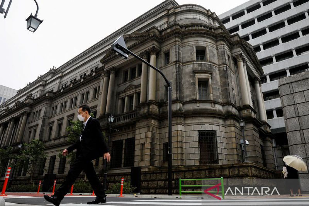 BOJ tahan kebijakan longgar, hindari kenaikan suku bunga jangka pendek