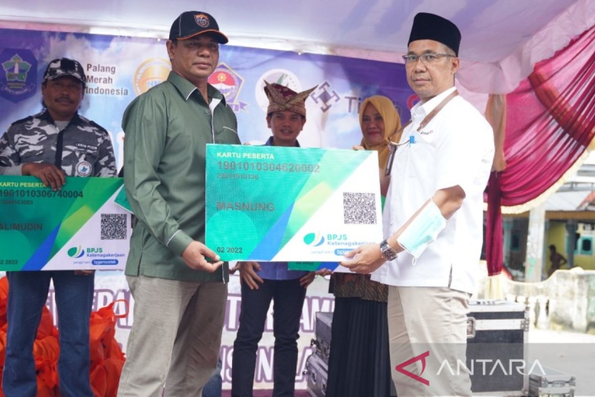 PT Timah bantu 1.000 nelayan Kabupaten Bangka bayar iuran BPJS Ketenagakerjaan