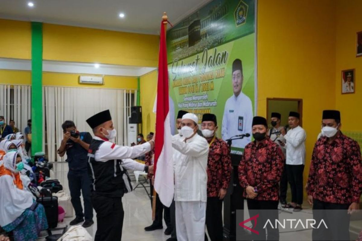 Gubri lepas 54 calon haji Riau