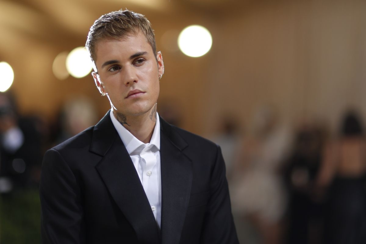 Justin Bieber tunda sisa "Justice Tour"