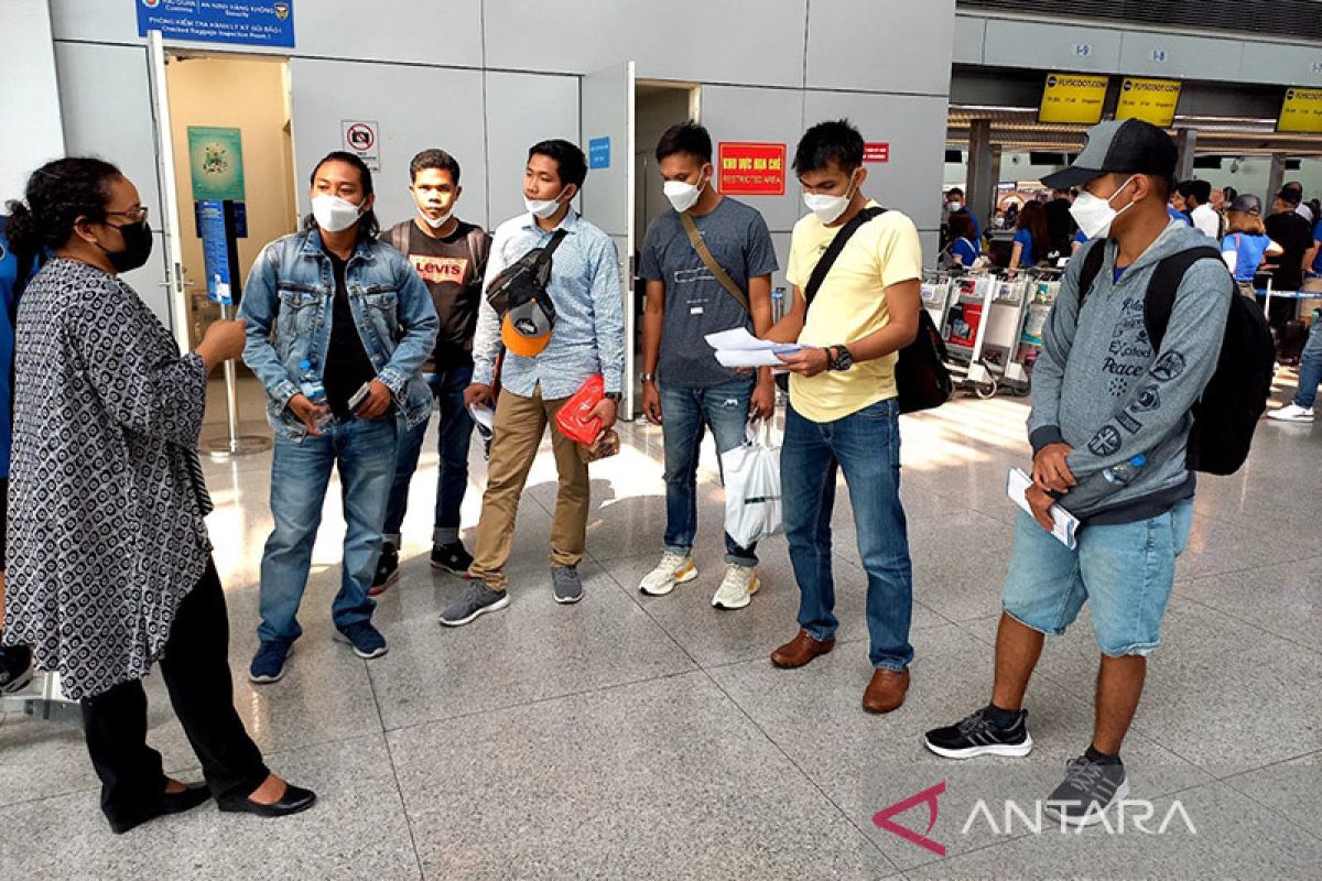 6 ABK WNI kembali ke tanah air setelah tertahan di perairan Vietnam