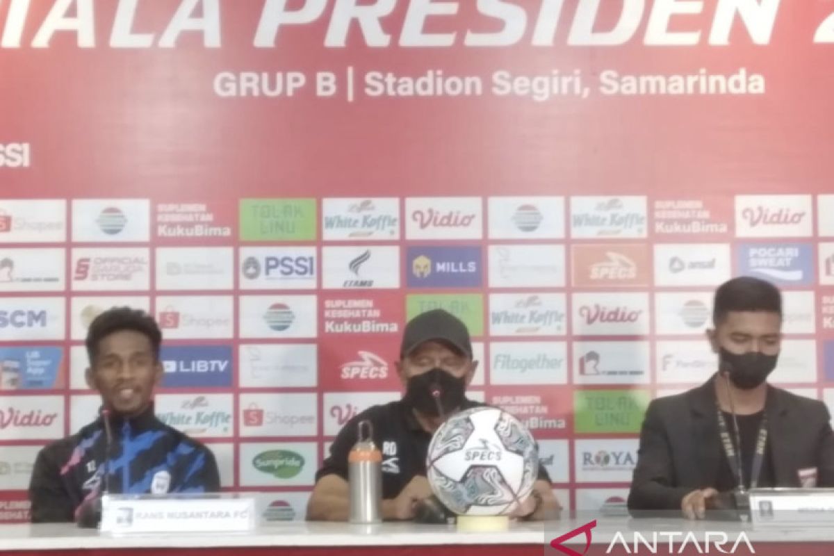 Rahmad Darmawan puji disiplin pemain RANS Nusantara redam serangan Madura United