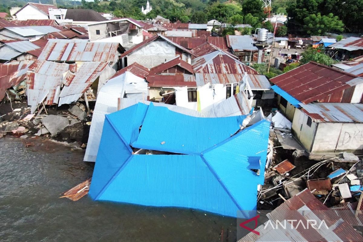 BMKG pasang PDS ukur frekuensi natural dekat lokasi abrasi Amurang