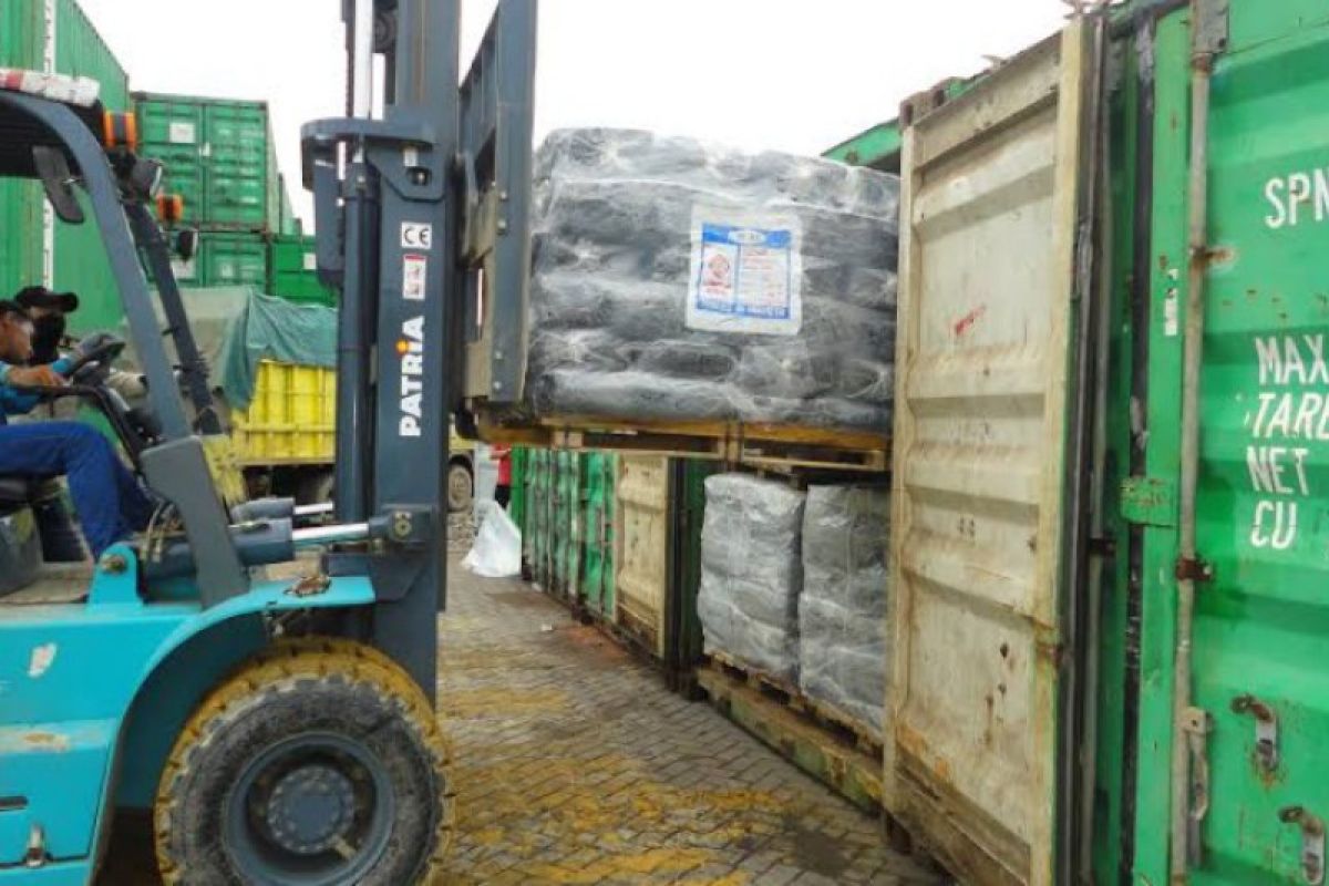 Gapkindo Sumut  berharap 17 kontainer karet ekspor yang ditahan dilepas