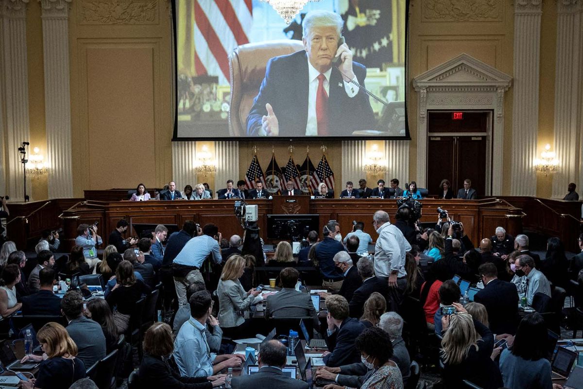 Tanggapan Trump atas kerusuhan di Capitol jadi fokus sidang