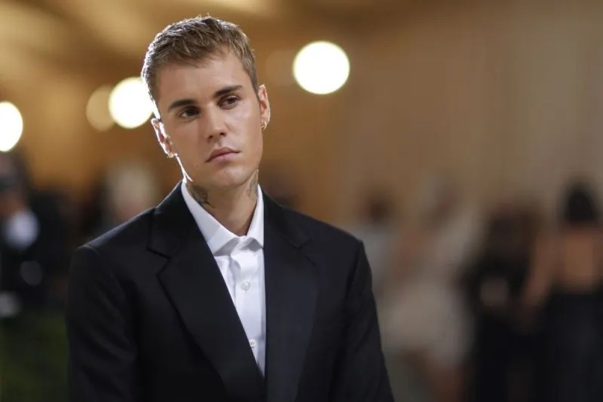 Justin Bieber batalkan tur dunia lagi karena masalah kesehatan