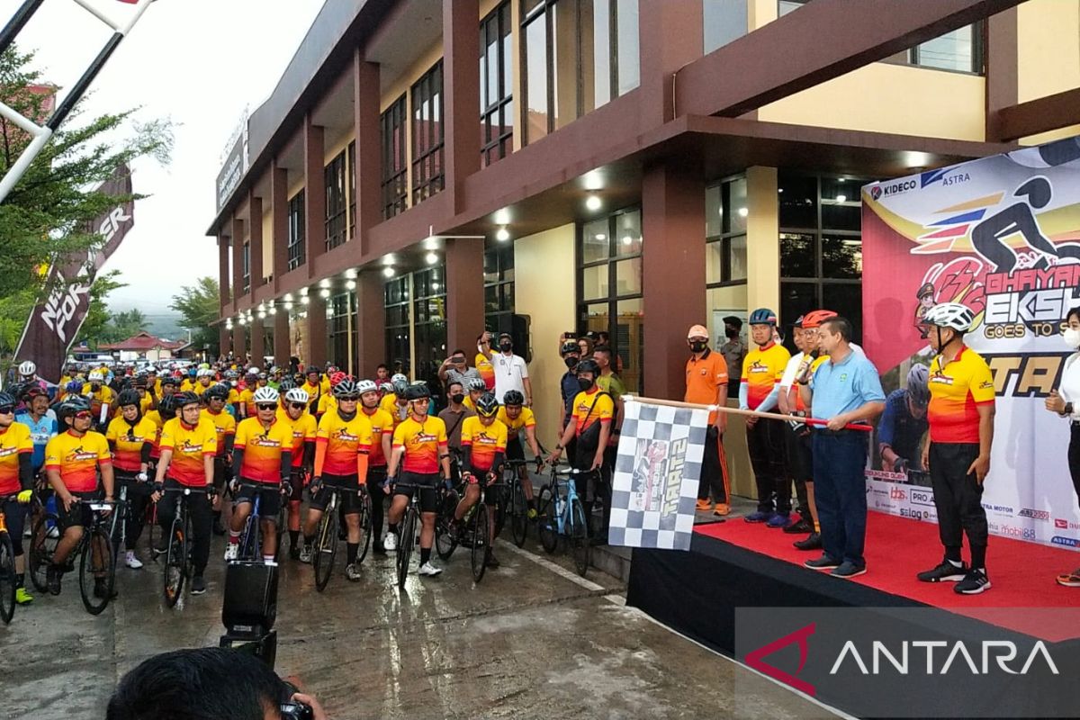 Bhayangkara Gowes Samarinda-Balikpapan 600 peserta tempuh 124 km