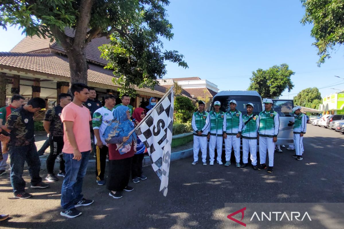 Porprov Jatim, Wabup Situbondo lepas atlet futsal dan basket menuju Jember