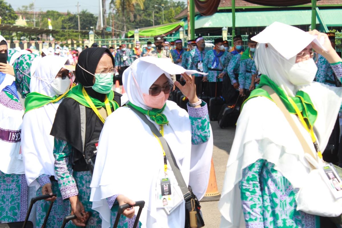 Dinilai tidak memenuhi syarat, satu calon haji Lampung tertunda berangkat ke Tanah Suci karena hamil
