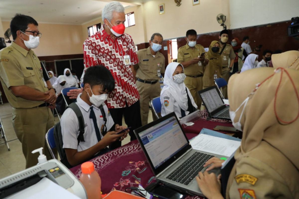 Pakar pendidikan apresiasi penambahan kuota PPDB SMA/SMK  Jawa Tengah