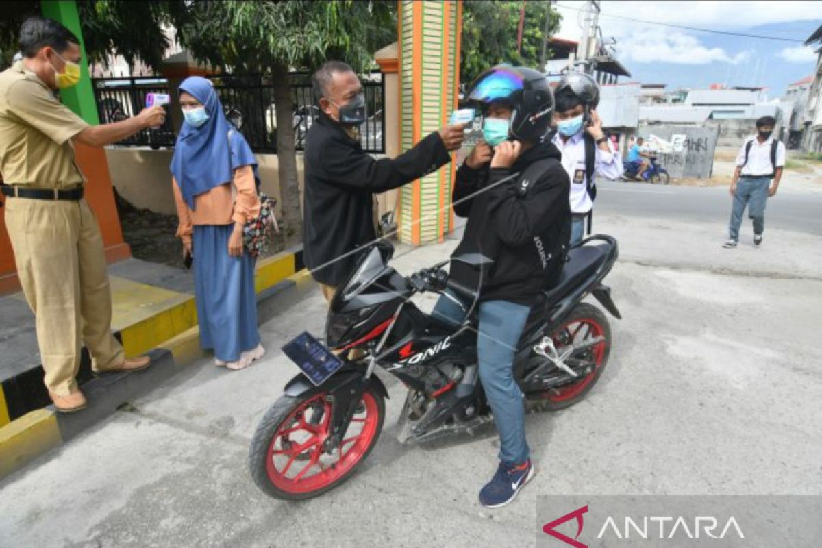 Warga Sulteng diminta taati prokes karena kasus COVID-19 meningkat