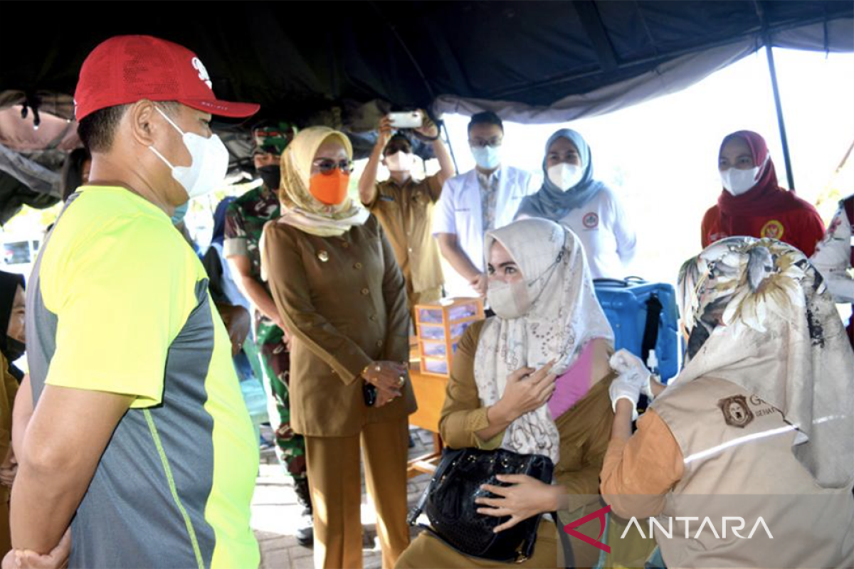 Pemkab Bone Bolango terus tingkatkan capaian vaksinasi COVID-19