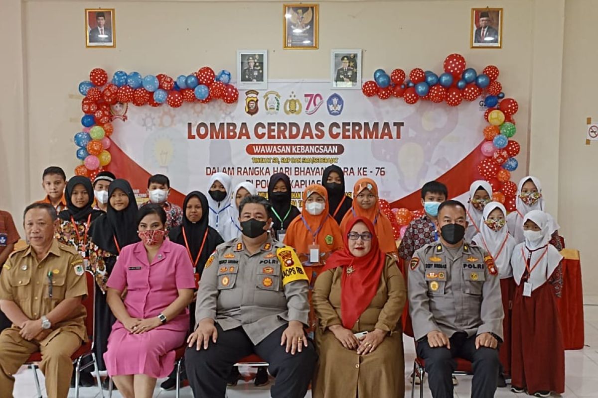 Pelajar Kapuas Hulu ikut lomba cerdas cermat wawasan kebangsaan