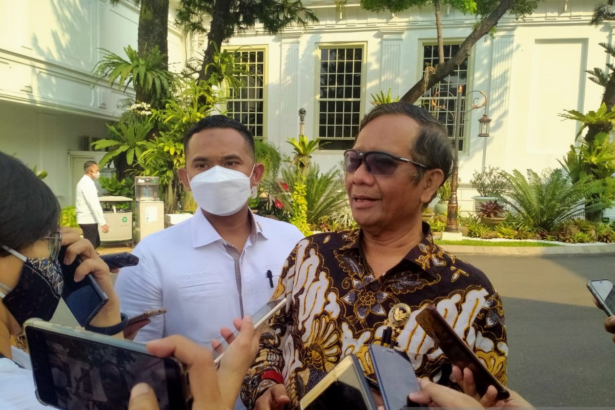 Mahfud MD confirms Jokowi's plan to meet Putin